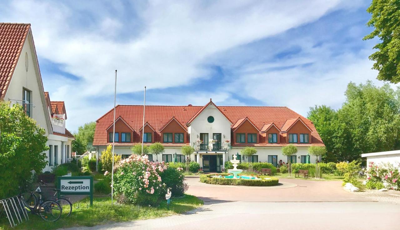 Ferienbungalow Haus Am Teich Boltenhagen  Buitenkant foto
